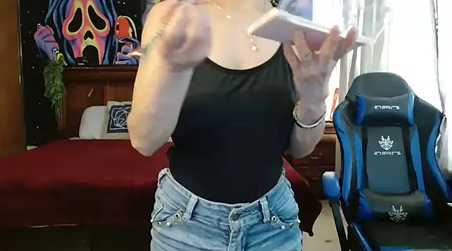 MINI Petite online show from 17, 1, 2025