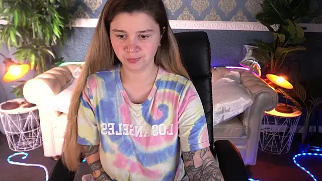 Snapshot of AmellyMilly chatting on 25, 2, 2026 AmellyMilly online show from 25, 2, 2026