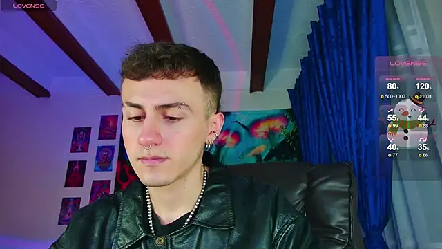 Snapshot of dimitri-bilak chatting on 22, 12, 2024 dimitri-bilak online show from 22, 12, 2024