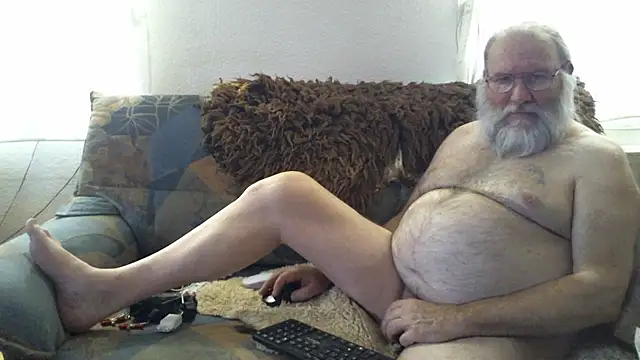 Snapshot of SexySantaC chatting on 31, 12, 2024 SexySantaC online show from 31, 12, 2024