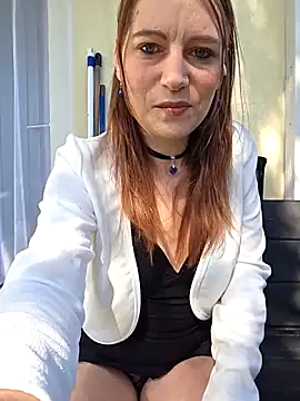 Snapshot of XLisaxx chatting on 23, 4, 2026 XLisaxx online show from 23, 4, 2026