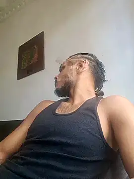 Snapshot of apolodiosgriego chatting on 10, 10, 2025 apolodiosgriego online show from 10, 10, 2025