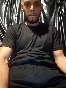 Snapshot of apolodiosgriego chatting on 28, 10, 2025 apolodiosgriego online show from 28, 10, 2025