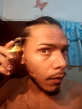 Snapshot of apolodiosgriego chatting on 26, 11, 2025 apolodiosgriego online show from 26, 11, 2025