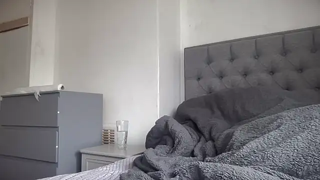 Bustyblondebabe32 online show from 17, 2, 2025