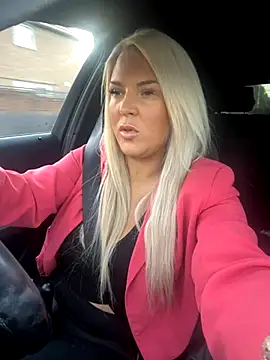 Bustyblondebabe32 online show from 21, 10, 2025