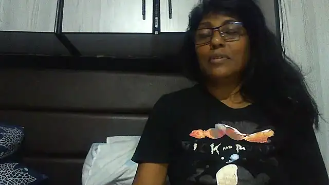 MsAttitude online show from 6, 3, 2025