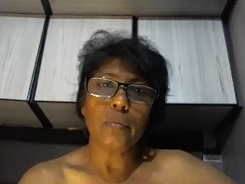 MsAttitude online show from 7, 4, 2026