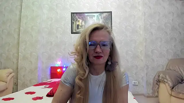Snapshot of TrueFoxyyy chatting on 26, 4, 2026 TrueFoxyyy online show from 26, 4, 2026