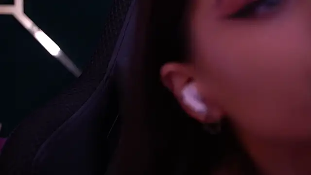 LittleeCutee online show from 10, 1, 2025