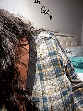 1Topgyal online show from 18, 1, 2026