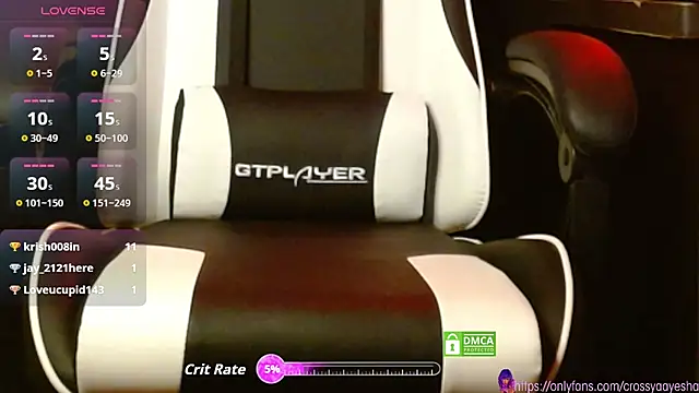 CrossyAayesha online show from 6, 11, 2025