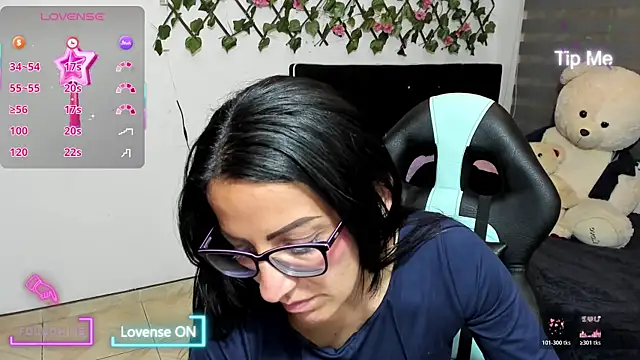 Snapshot of alma_blue chatting on 17, 1, 2026 alma blue online show from 17, 1, 2026