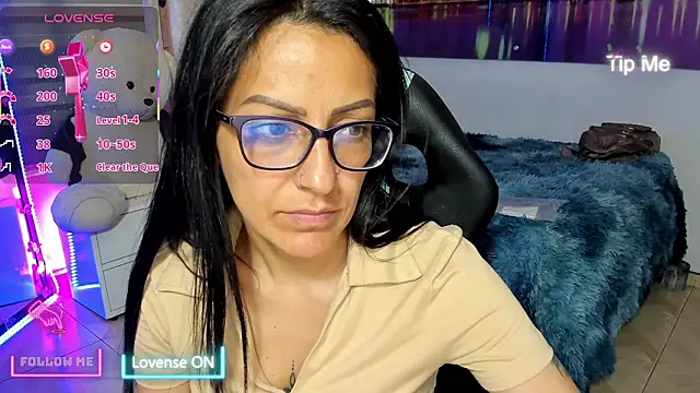 Snapshot of alma_blue chatting on 12, 2, 2026 alma blue online show from 12, 2, 2026