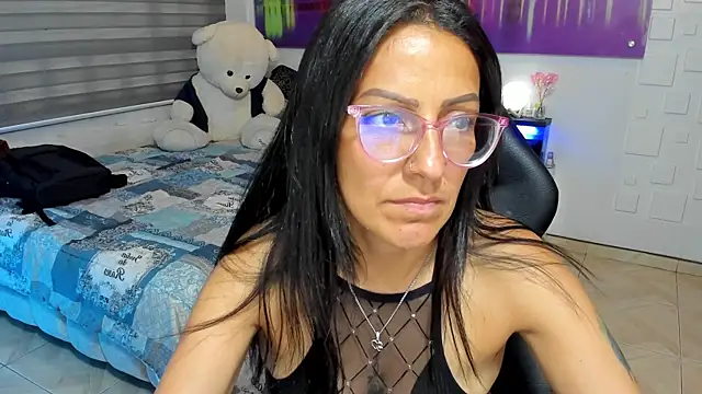 alma blue online show from 19, 5, 2026