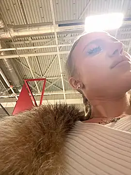 pinkstar  online show from 29, 1, 2025