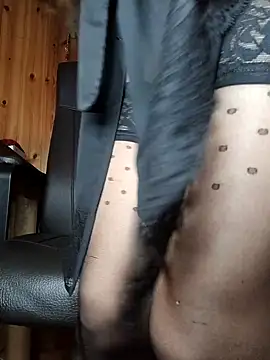 dolcehelena993 online show from 25, 1, 2025