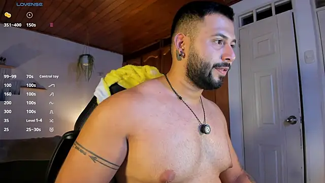 Snapshot of Jacon_cruz_ chatting on 8, 8, 2026 Jacon cruz online show from 8, 8, 2026