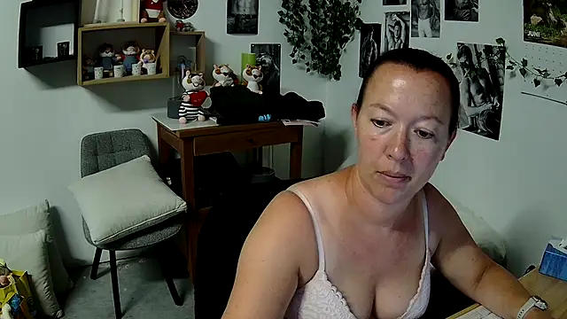 Snapshot of AnyaKrey@xh chatting on 24, 6, 2026 AnyaKreyxh online show from 24, 6, 2026
