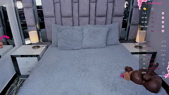 EMMAHILL1 online show from 18, 3, 2026