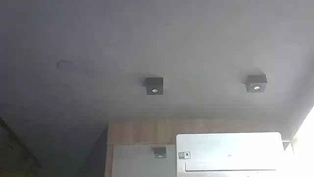 Skinny-Kitten online show from 3, 12, 2025