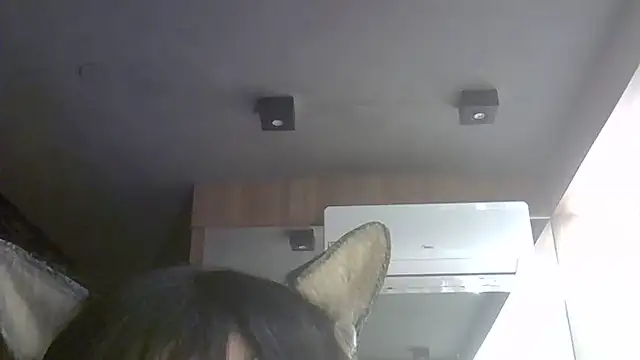 Skinny-Kitten online show from 10, 7, 2026