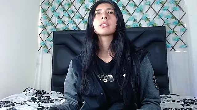 EmmaWilliamss online show from 20, 12, 2025