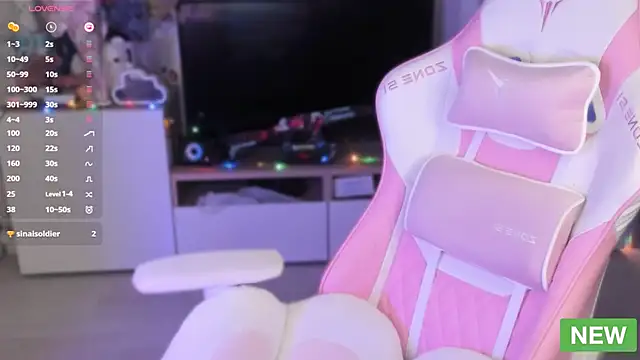 Snapshot of TwixiPixxie chatting on 15, 12, 2024 TwixiPixxie online show from 15, 12, 2024