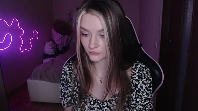 Snapshot of jeann_elsaa chatting on 1, 2, 2025 jeann elsaa online show from 1, 2, 2025