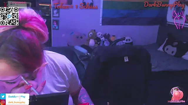 Snapshot of DarkBunnyPlay chatting on 14, 9, 2025 DarkBunnyPlay online show from 14, 9, 2025