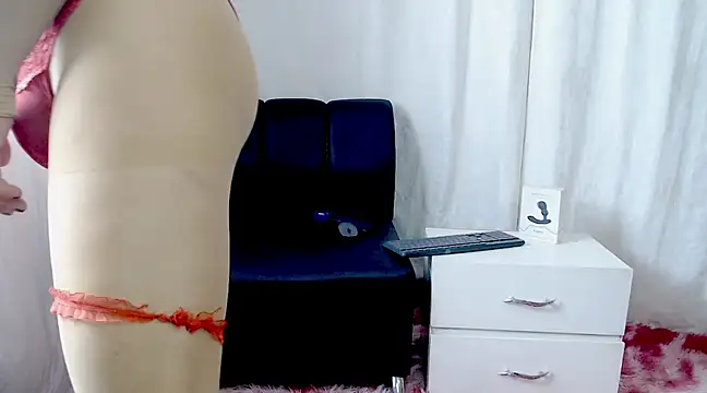 Astrid  V  online show from 18, 2, 2025