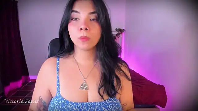 victoriaasaenz  online show from 31, 3, 2026