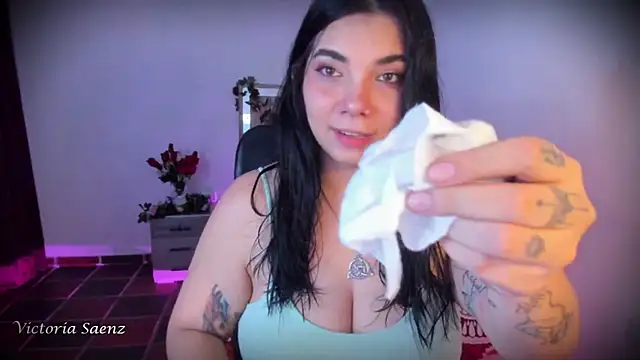 victoriaasaenz  online show from 14, 4, 2026