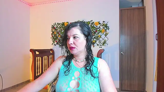 Snapshot of yuya_ss chatting on 15, 2, 2026 yuya ss online show from 15, 2, 2026