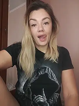 KrissSexi online show from 31, 10, 2025