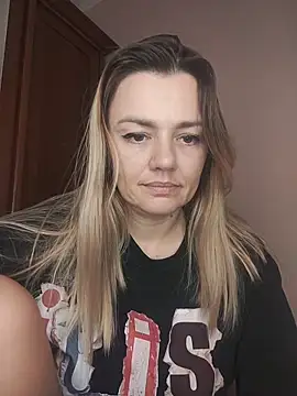 KrissSexi online show from 27, 11, 2025