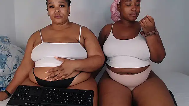 SexyAmeena2002 online show from 2, 3, 2026