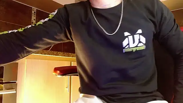 Snapshot of AlbertBernal69 chatting on 20, 2, 2026 AlbertBernal69 online show from 20, 2, 2026