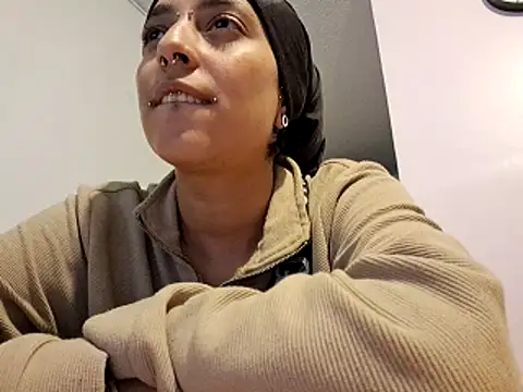 Snapshot of ORIANNA_BODMOD chatting on 8, 5, 2026 ORIANNA BODMOD online show from 8, 5, 2026
