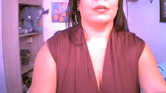 Snapshot of ChiaraFioree chatting on 29, 4, 2026 ChiaraFioree online show from 29, 4, 2026