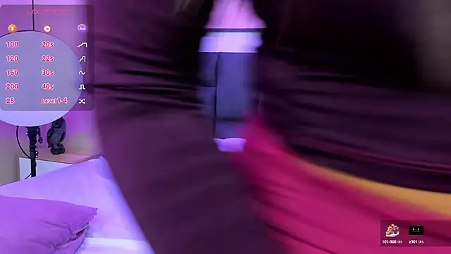 Snapshot of ZiaCalifa chatting on 18, 9, 2025 ZiaCalifa online show from 18, 9, 2025