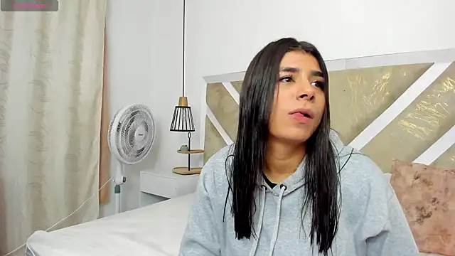 Snapshot of ZiaCalifa chatting on 17, 2, 2026 ZiaCalifa online show from 17, 2, 2026