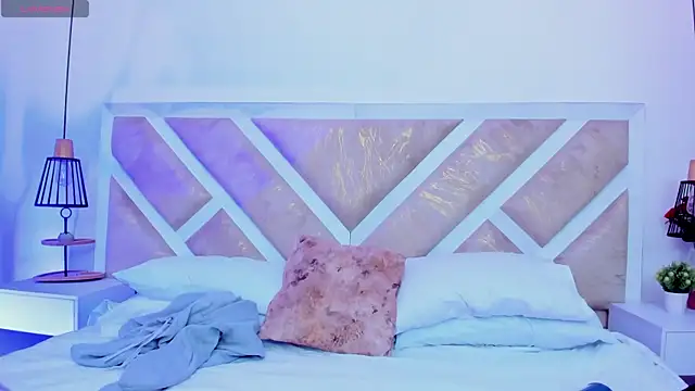 Snapshot of ZiaCalifa chatting on 22, 2, 2026 ZiaCalifa online show from 22, 2, 2026