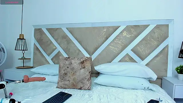 Snapshot of ZiaCalifa chatting on 28, 2, 2026 ZiaCalifa online show from 28, 2, 2026