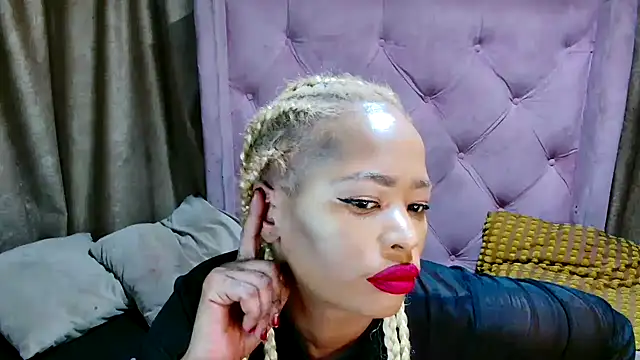 Snapshot of AFRICANGODDESSXXX chatting on 27, 5, 2026 AFRICANGODDESSXXX online show from 27, 5, 2026