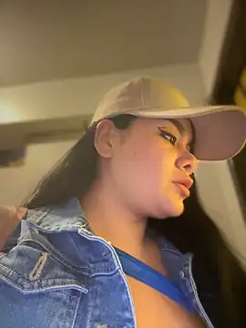 Snapshot of Insane_Issa chatting on 19, 12, 2024 Insane Issa online show from 19, 12, 2024