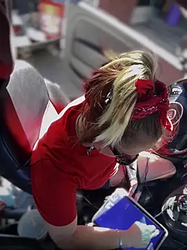 SummerBlueMoon online show from 17, 10, 2025