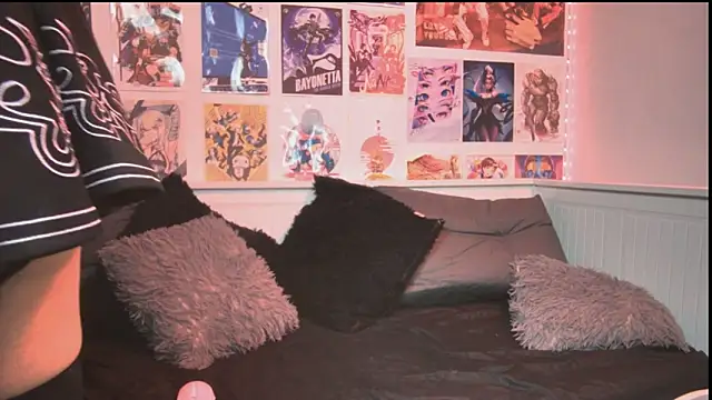 snowblack  online show from 16, 1, 2026