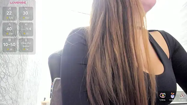 LunaBaker-1 online show from 15, 1, 2026