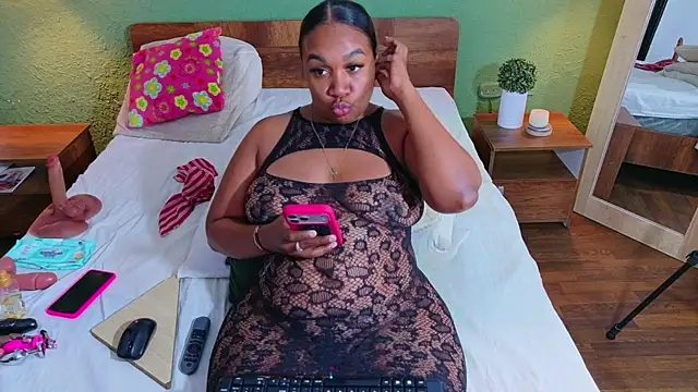 Snapshot of dannaahbrown chatting on 5, 6, 2026 dannaahbrown online show from 5, 6, 2026